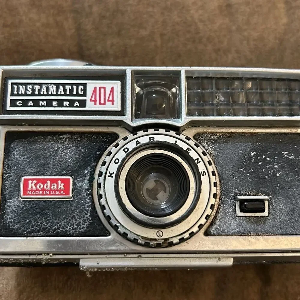 Vintage Kodak Instamatic 404 Camera – 1960s – As‎ Is / Untested – Display